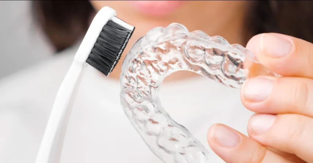 How to Clean Orthodontic Retainers